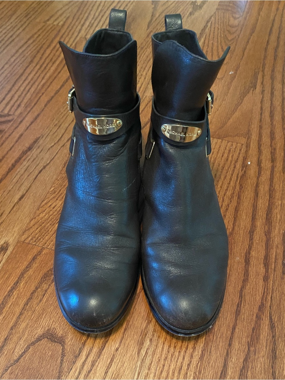 MICHAEL KORS Dark Brown Leather Ankle Boots with Gold Plaque Size 10
